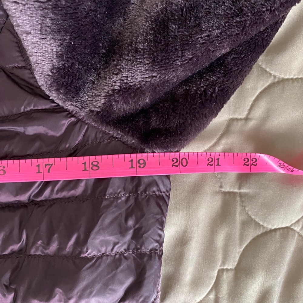 32 Heat Lightweight Puffer Jacke… - Picture 3 of 4